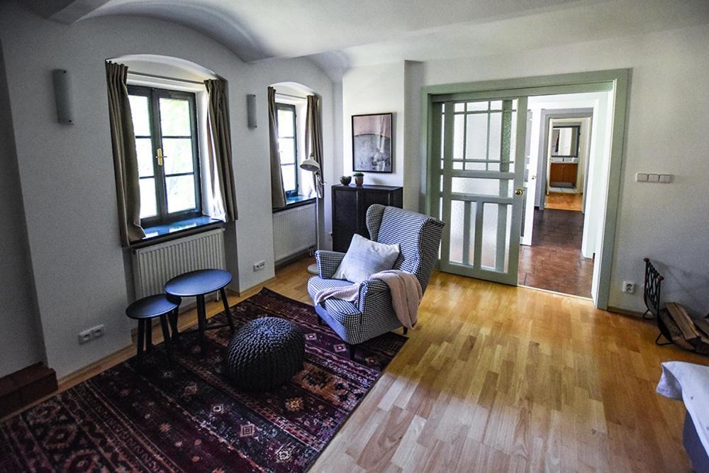 Dum V Zahrade Appartement Písek Buitenkant foto